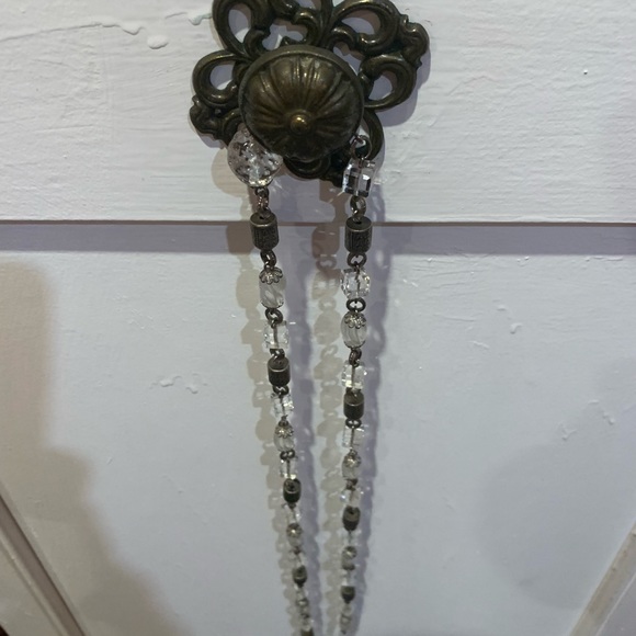 Beautiful Necklace - Picture 3 of 4